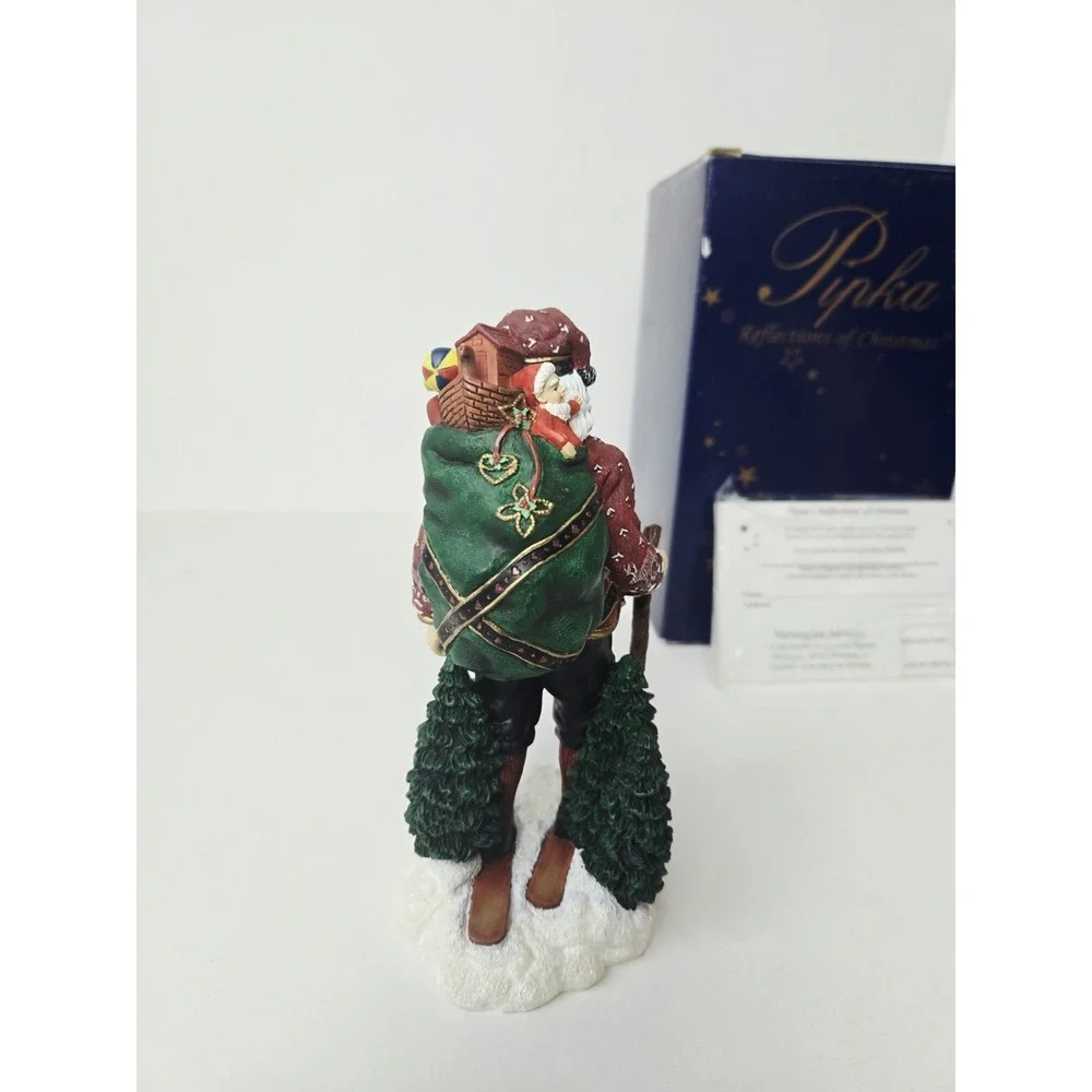 Pipka Santa Claus statue Norwegian Julenisse Reflections Christmas w/ box